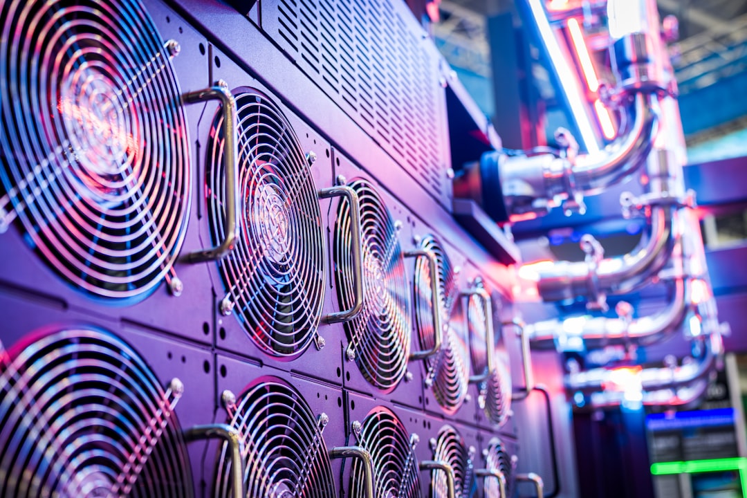 Servidores en un datacenter moderno